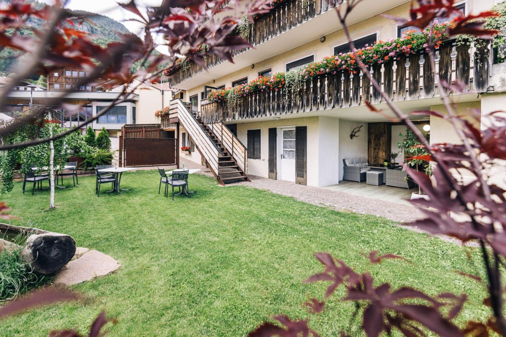 Hotel Schoenwies Тродена Екстер'єр фото