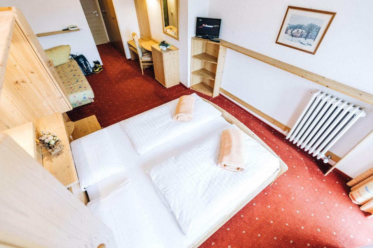 Hotel Schoenwies Тродена Екстер'єр фото